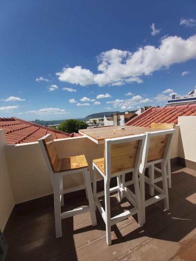 Ferienwohnung Tree House Setúbal Exterior foto